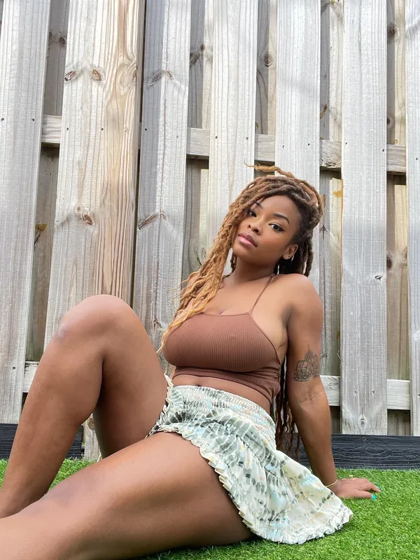 Zuri Bella Rose's photo 6